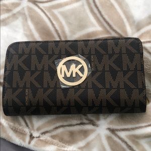 Michael Kors signature double zip clutch